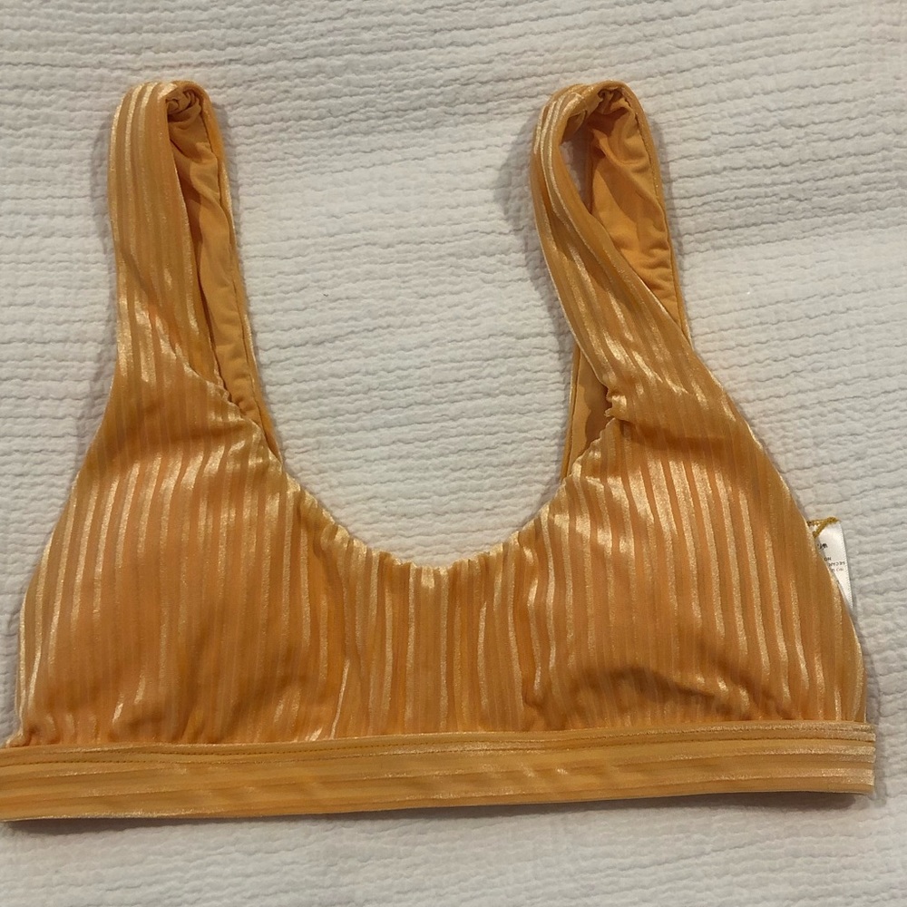 Dippin Daisy’s bathing suit top